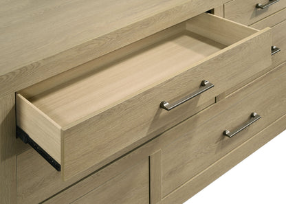 Hendricks 4-piece Queen Bedroom Set Light Oak