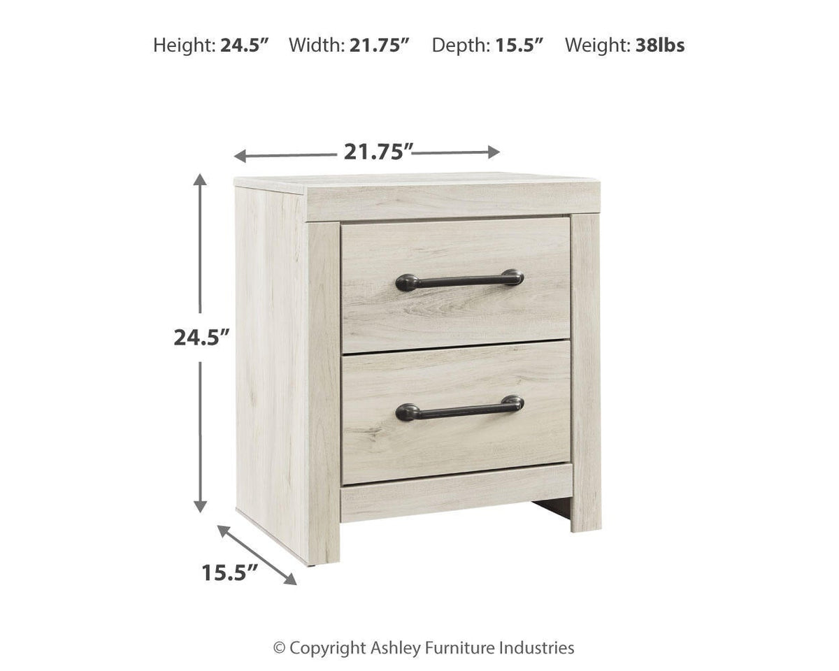 Cambeck King Panel Bed with Mirrored Dresser and Nightstand