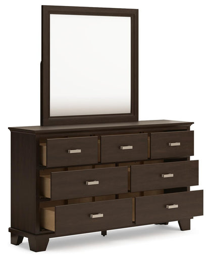 Covetown Queen Panel Bed with Mirrored Dresser