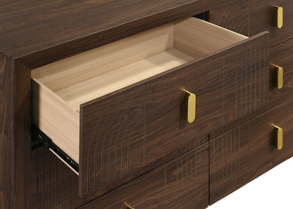 Etienne 5-piece Queen Bedroom Set Walnut