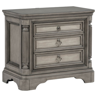 Cresswell 4-piece Eastern King Bedroom Set Weathered Taupe