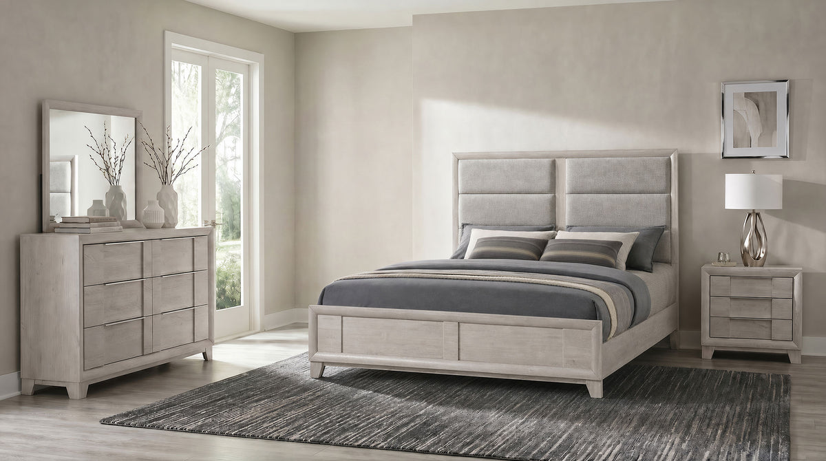 Farre 4-piece Eastern King Bedroom Set Washed Grey