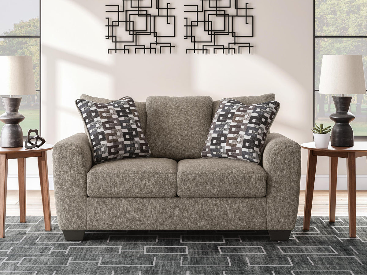 Triston-Peaks Loveseat